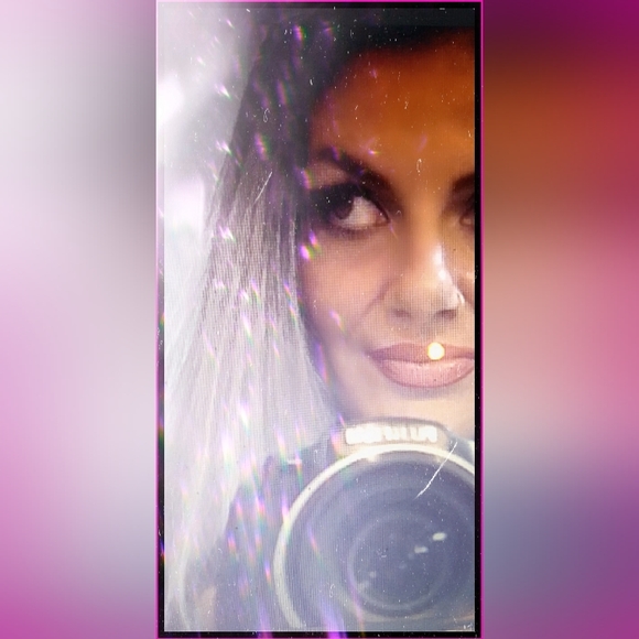 Meet your Posher, Tawni Ani - Picture 2 of 3